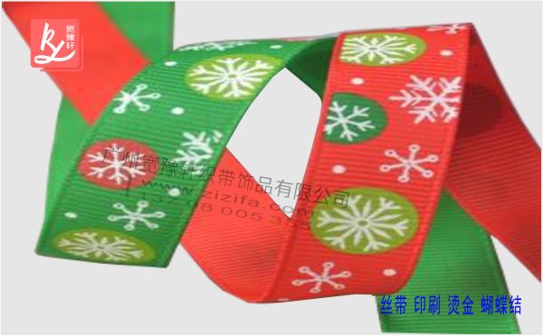 紅色和綠色圣誕節織帶