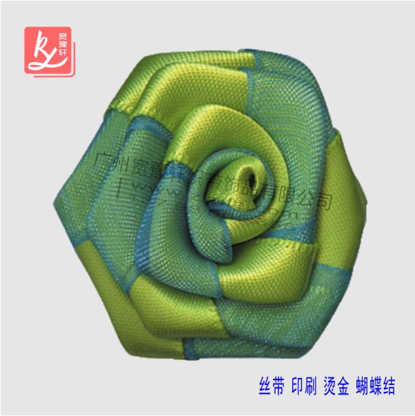 怎么用緞帶做玫瑰花?(緞帶玫瑰花)